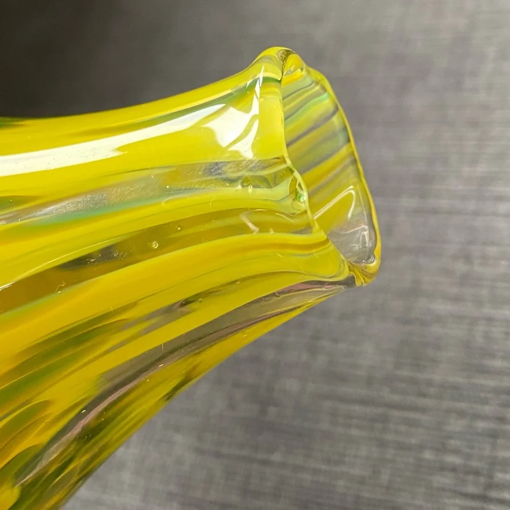 Vintage Yellow and Green Art Glass Vase - Picture 5 of 8